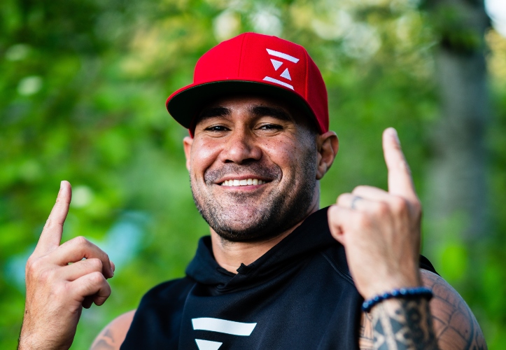 Lofa Tatupu ‘Zones In to His Best Self With CBD